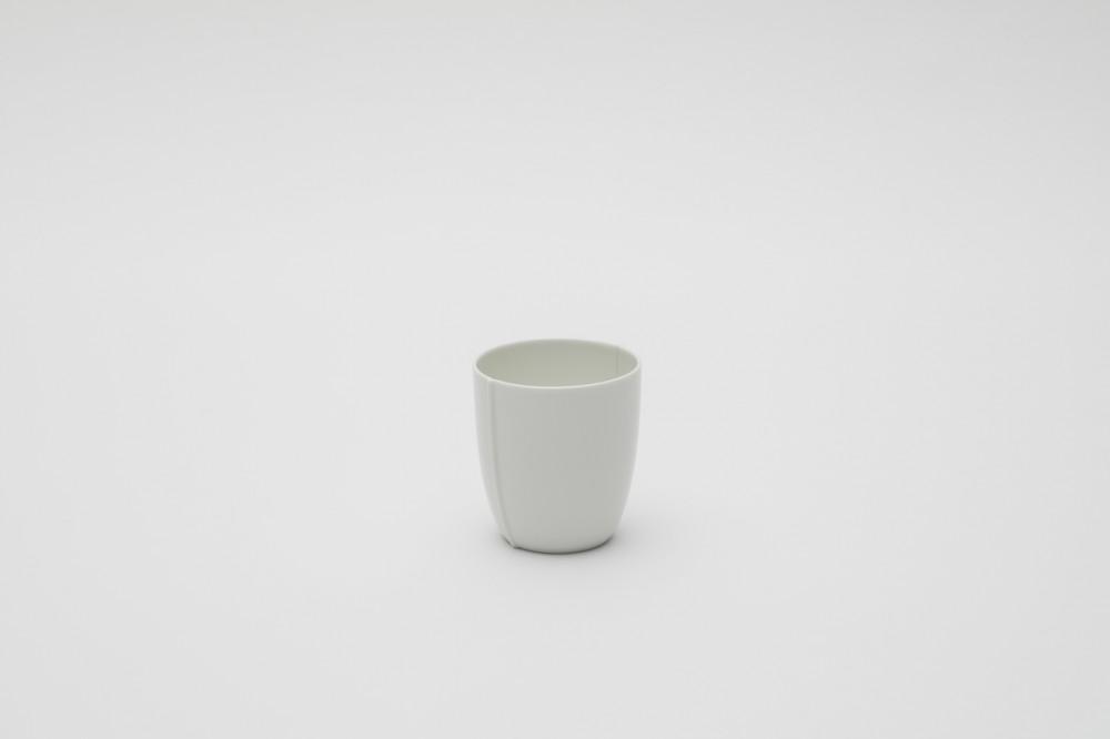 001 cup white